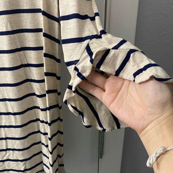 Chicos Beige Striped Ruffle Elbow-Sleeve Top Round Neck Rayon Blend 1 medium - Picture 3 of 12